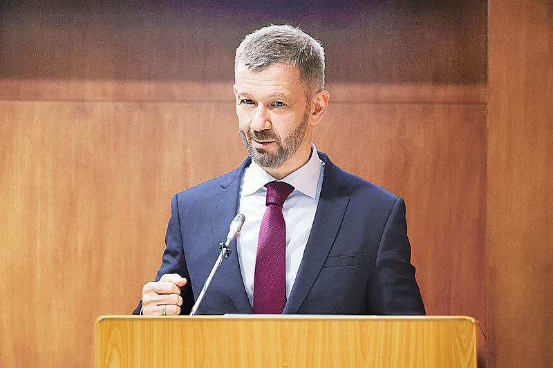 Мы слышим и реагируем