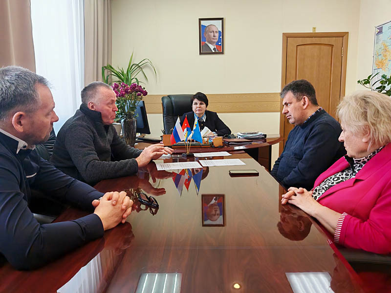 Фермер обеспечит куриным яйцом